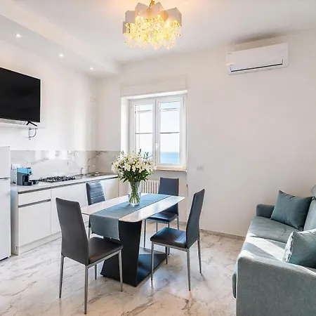 On The Sea By Symphonya Luxury Apartamento *